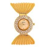 Luxurious Women Gold Bracelet Watch