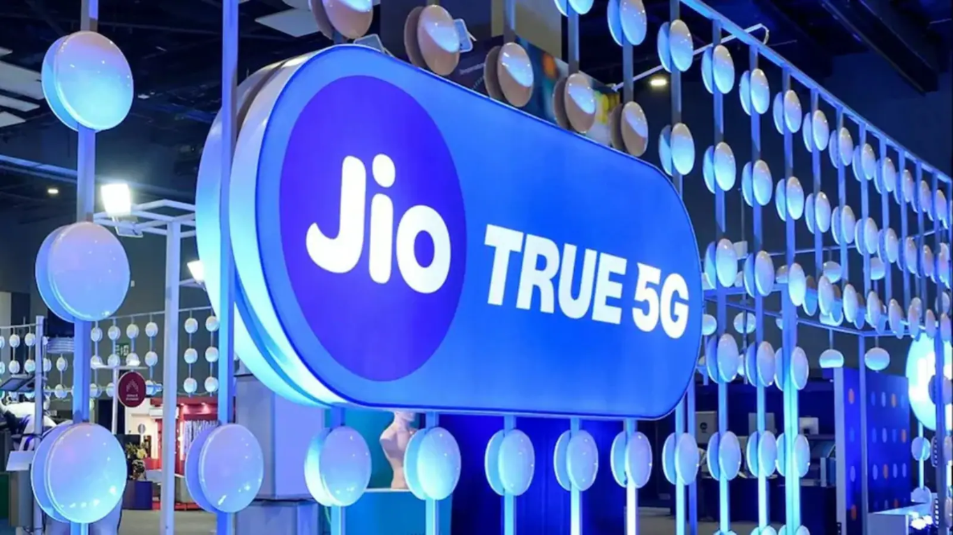 Jio’s Happy New Year 2026 Plans: Get Unlimited 5G and more Jio’s Happy New Year 2026 Plans: Get Unlimited 5G and more