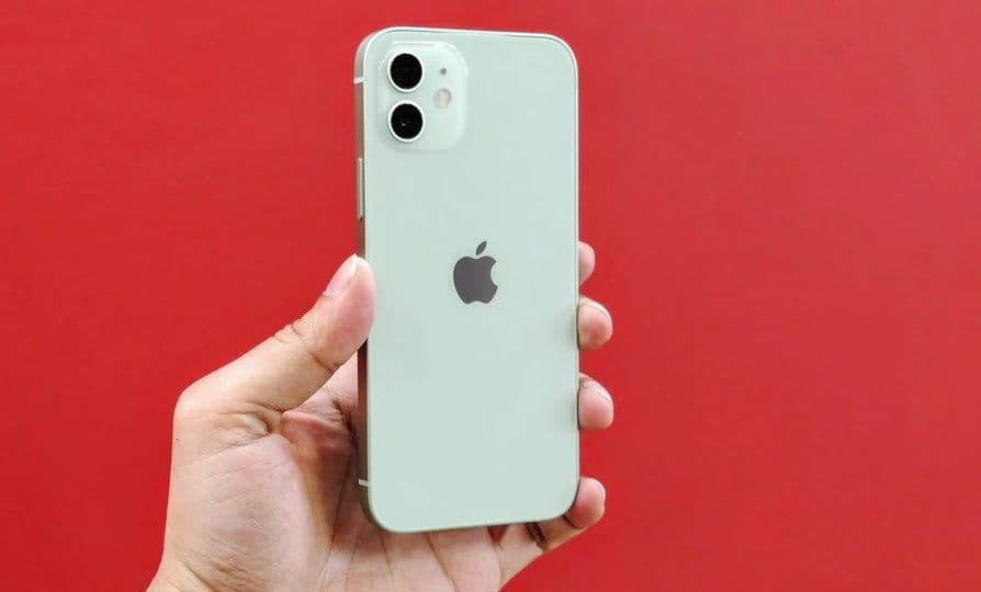 Get the iPhone 12 at exciting discounts on the Amazon Great Republic Day Sale 2022 Get the iPhone 12 at exciting discounts on the Amazon Great Republic Day Sale 2022