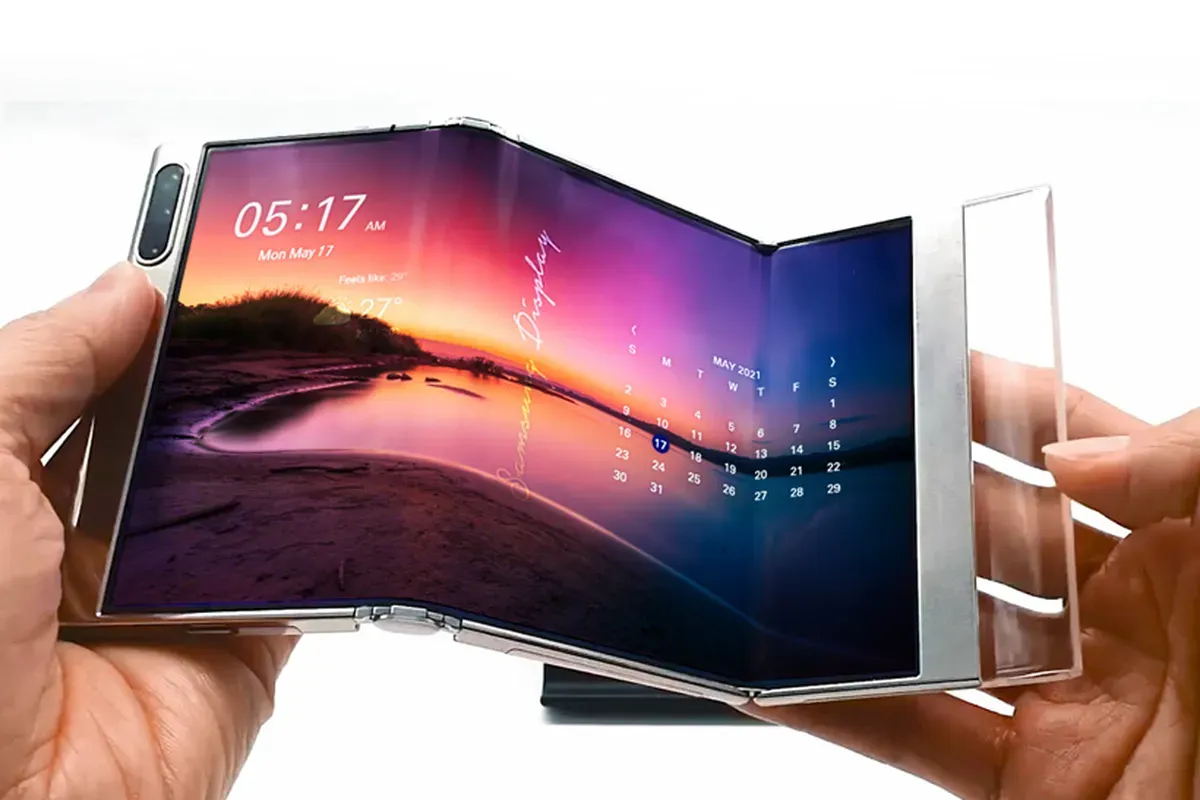 Samsung showcases exciting foldable displays 